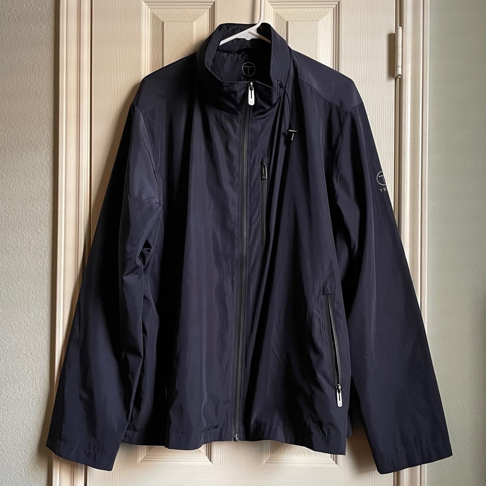 Tumi T-Tech Waterproof Windbreaker Packable Jacket